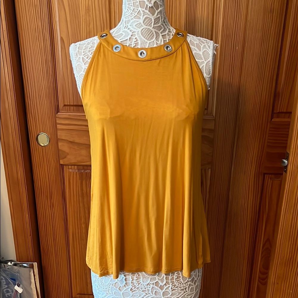 NWT Cable & Gauge Halter Amber Topaz Top